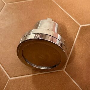 Silver Eskiin Filtered Shower Head